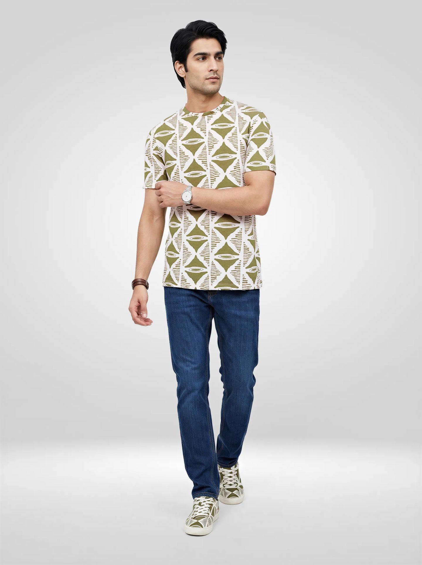 Men T-Shirt Print Green Regular Fit