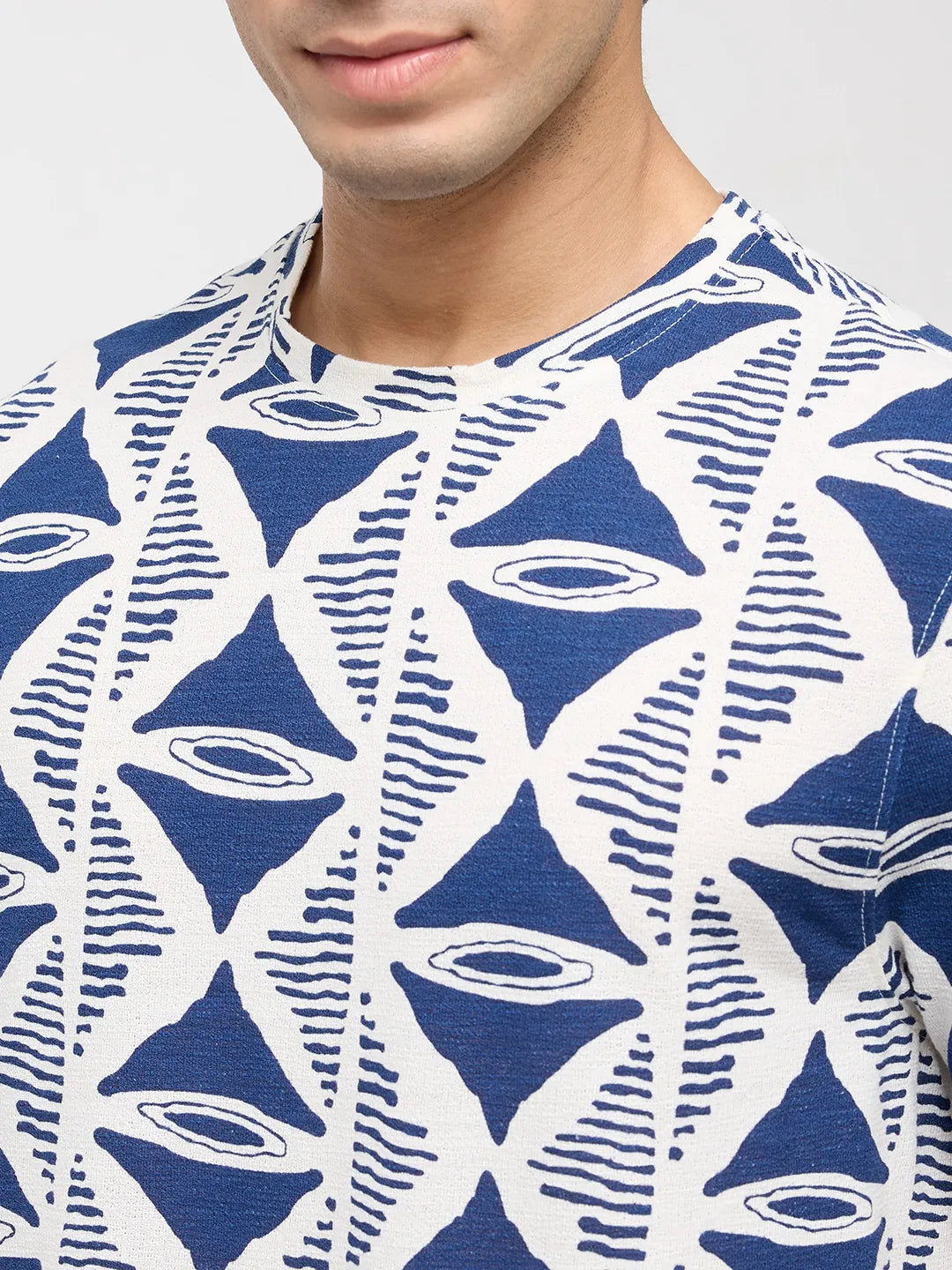 Men T-Shirt Print Blue Regular Fit