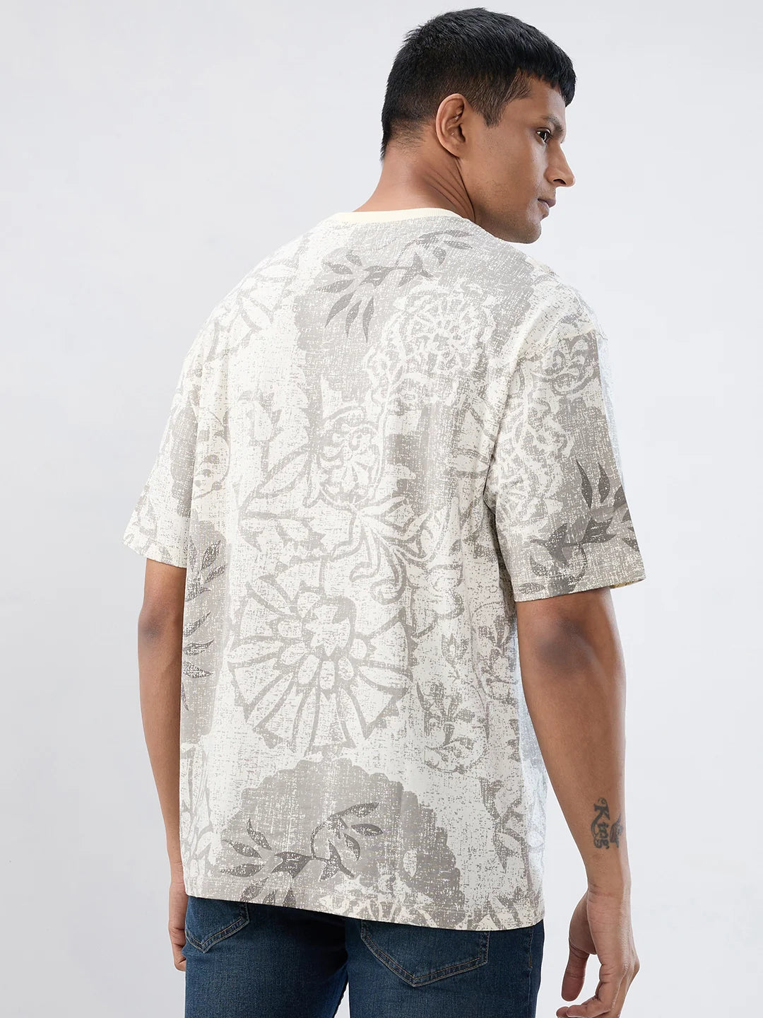 Men T-Shirt Print Off White Relaxed Fit