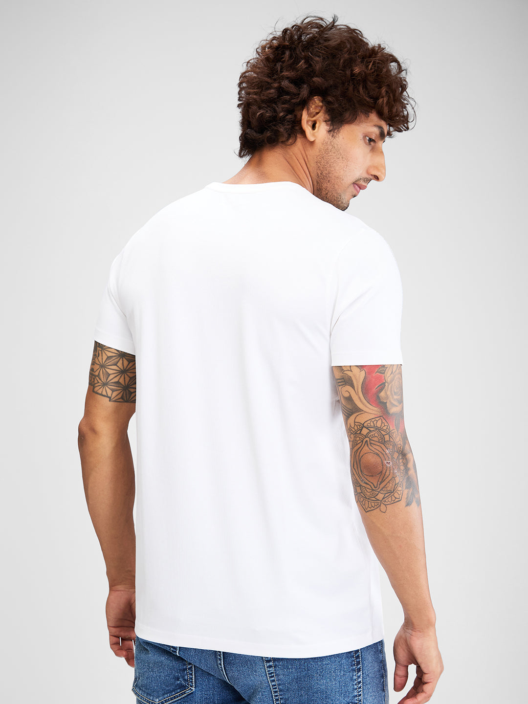 Spykar Men Solid White Slim Fit Half Sleeves T-Shirt