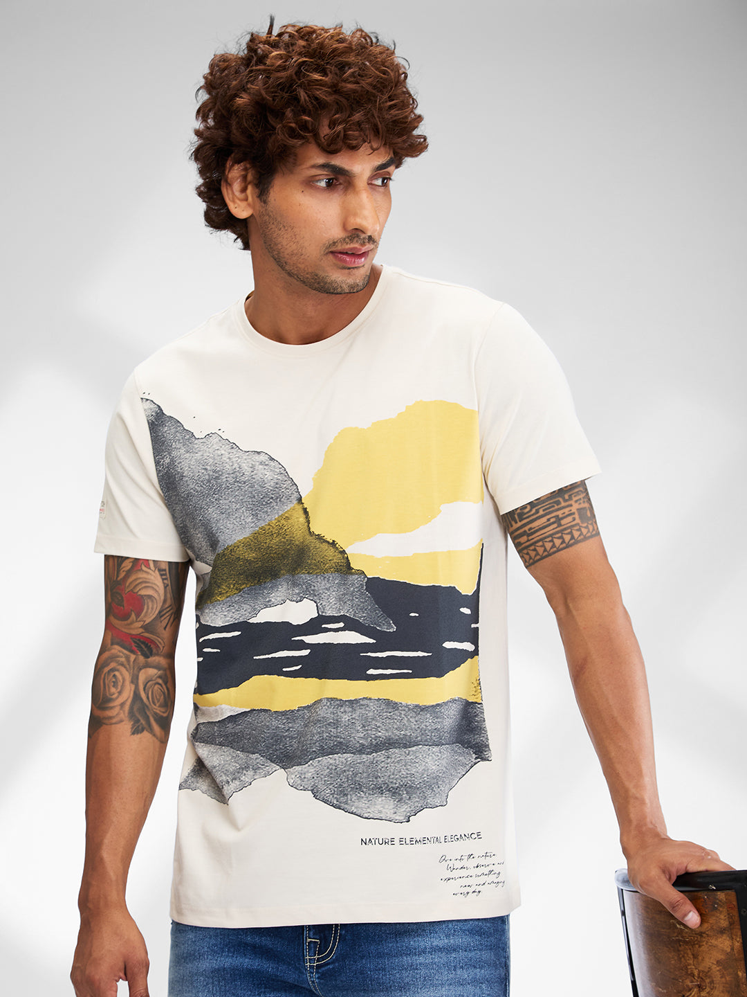 Men T-Shirt Solid White Slim Fit