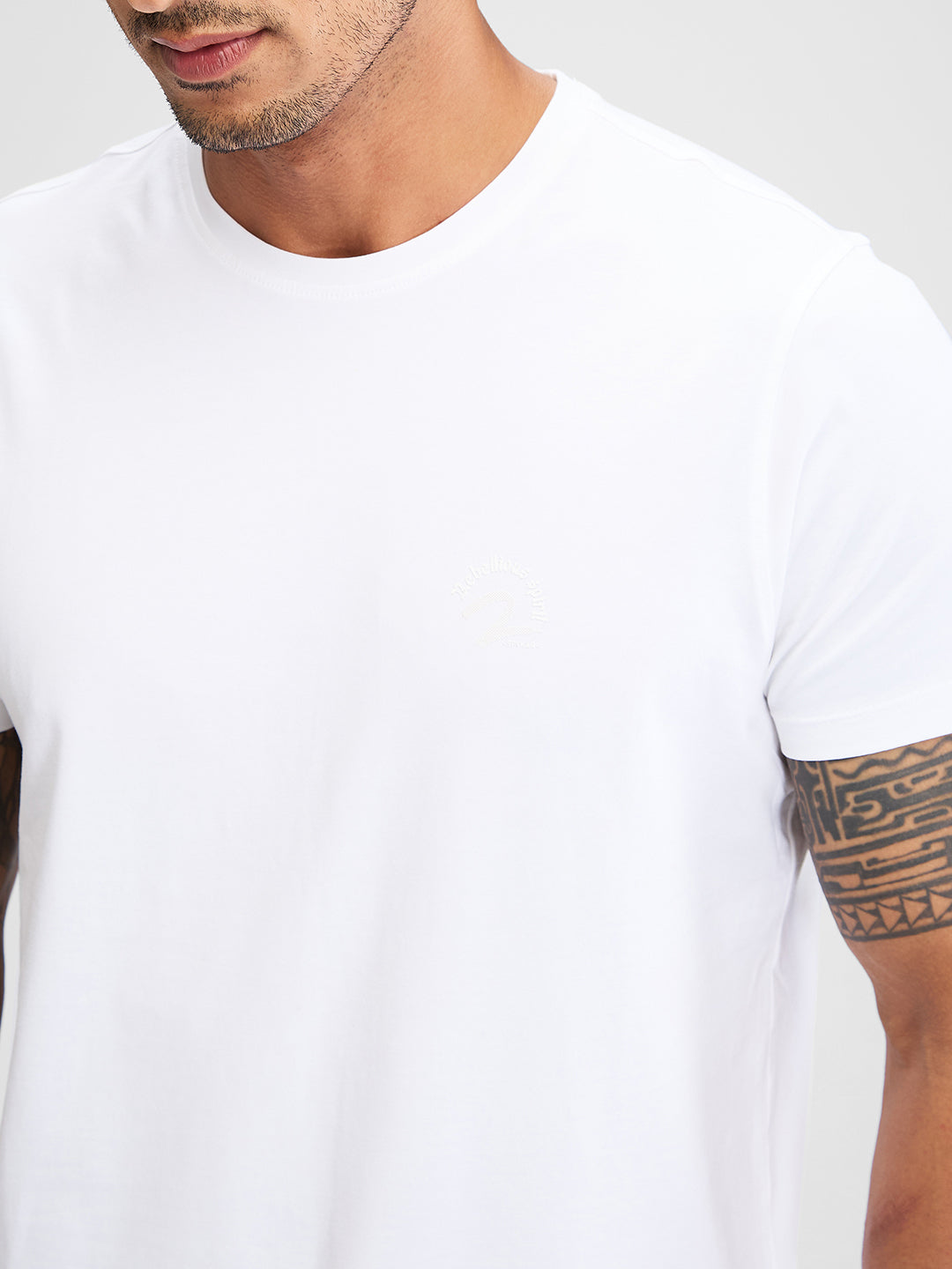 Spykar Men Solid White Slim Fit Half Sleeves T-Shirt