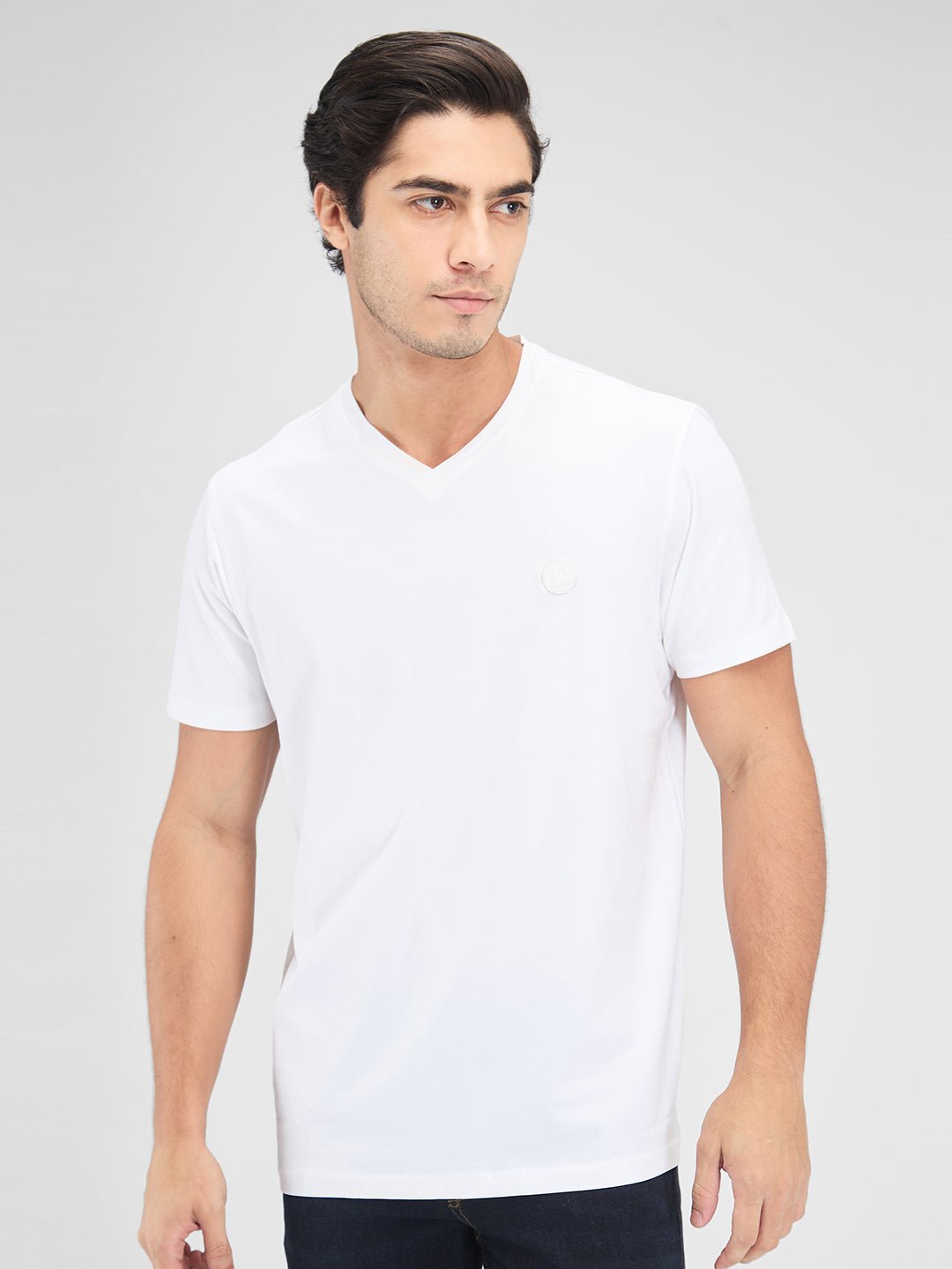 Spykar Men Solid White Slim Fit Half Sleeves T-Shirt