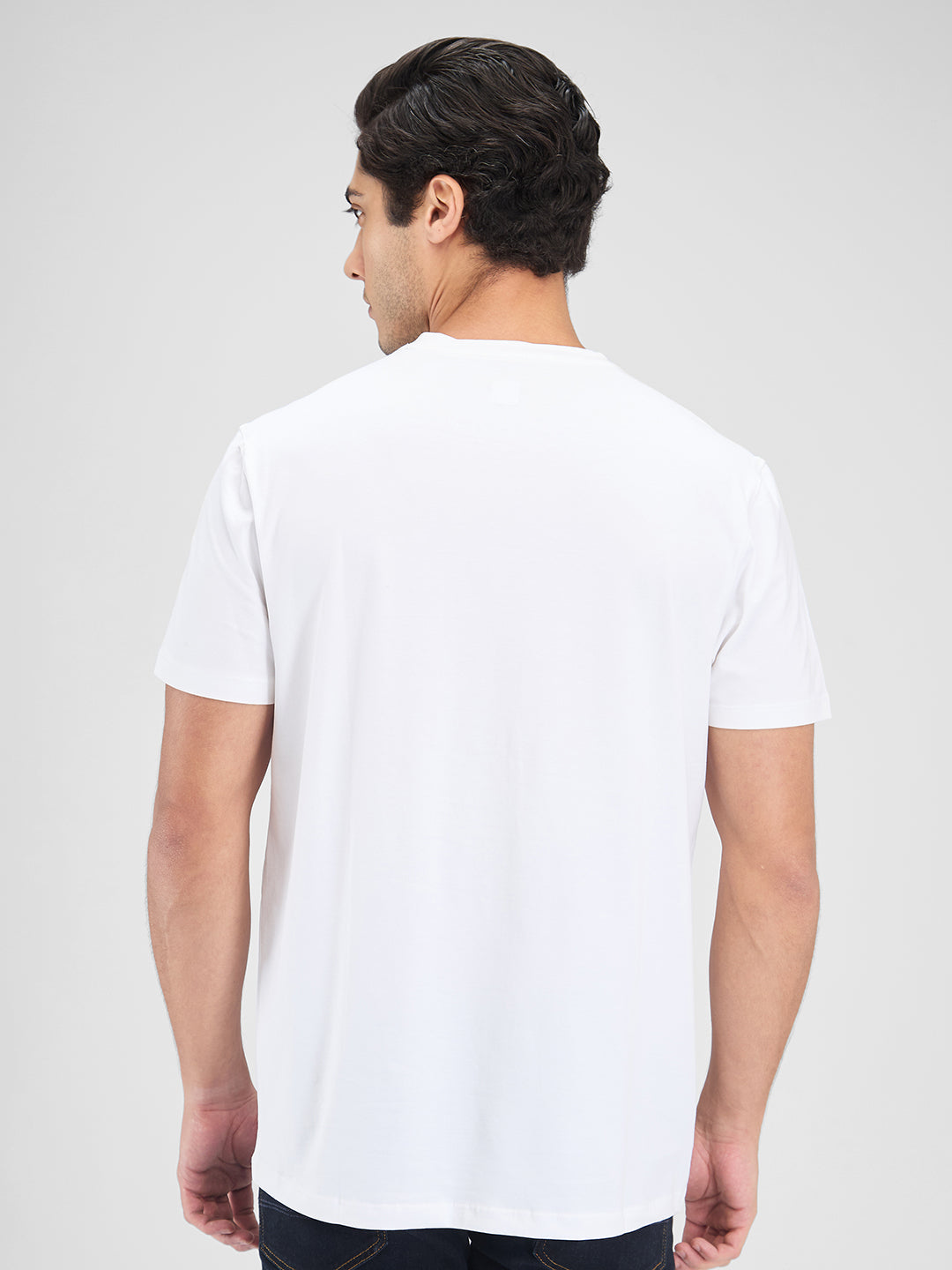 Spykar Men Solid White Slim Fit Half Sleeves T-Shirt