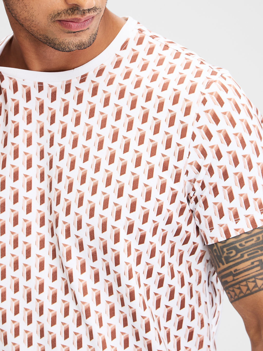 Men T-Shirt Brown Print Slim Fit