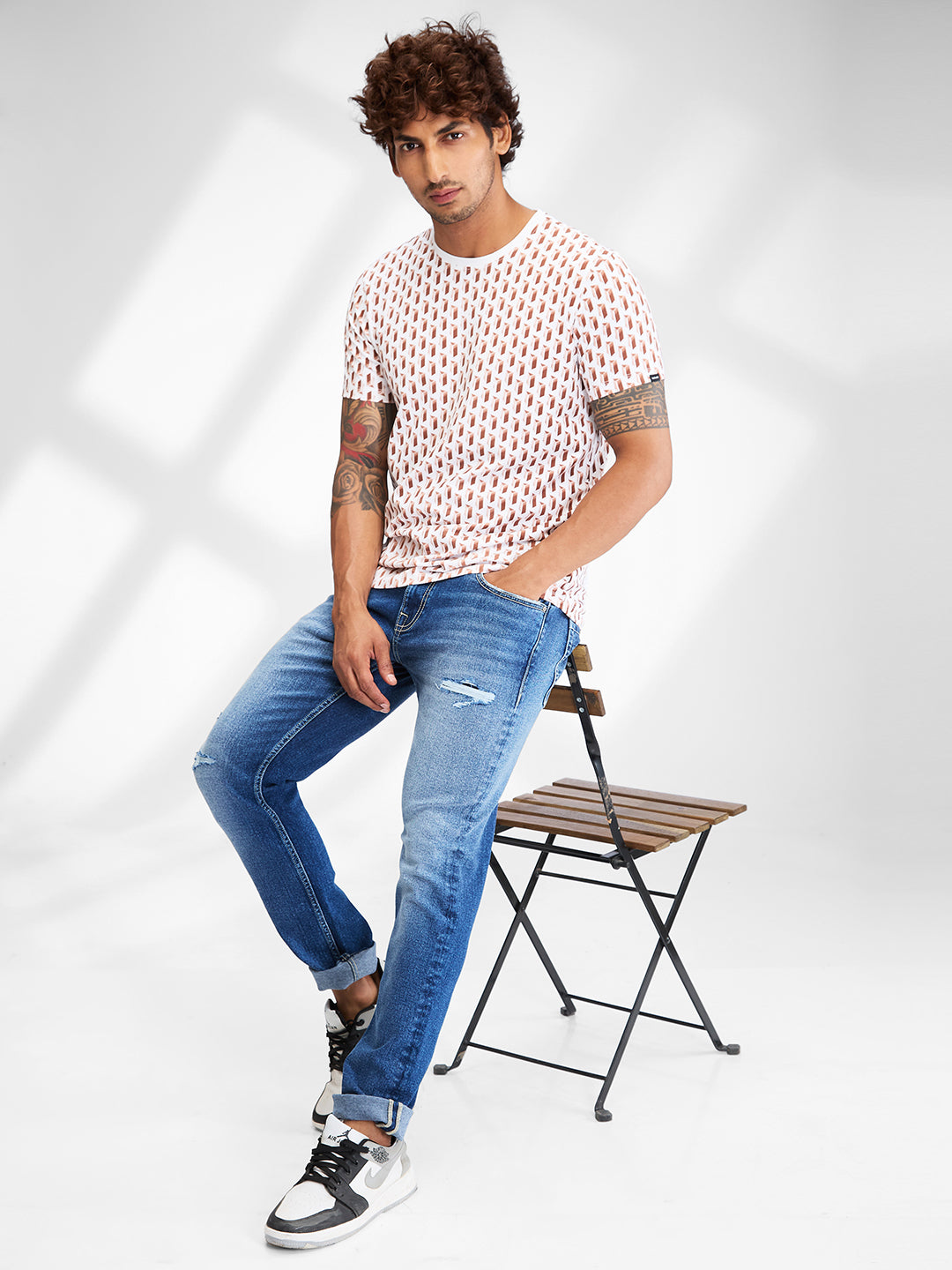 Men T-Shirt Brown Print Slim Fit