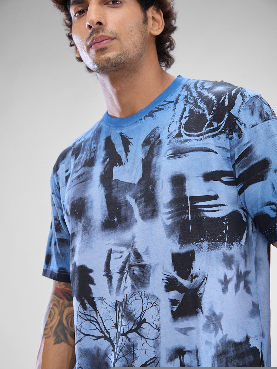 Spykar Coronet Blue Cotton Half Sleeve Tshirt For Men