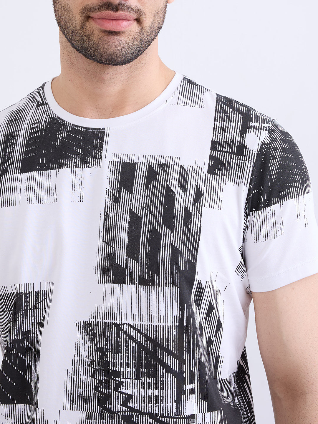 Spykar White Slim Fit Casual T-Shirt For Men