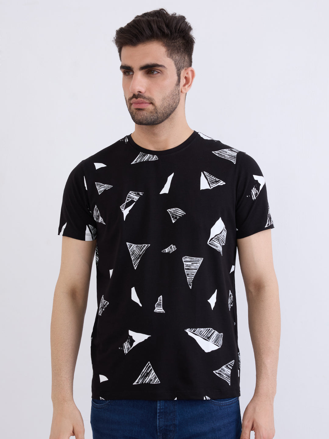 Spykar Black Slim Fit Casual T-Shirt For Men