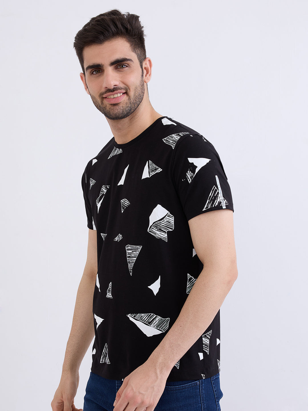 Spykar Black Slim Fit Casual T-Shirt For Men