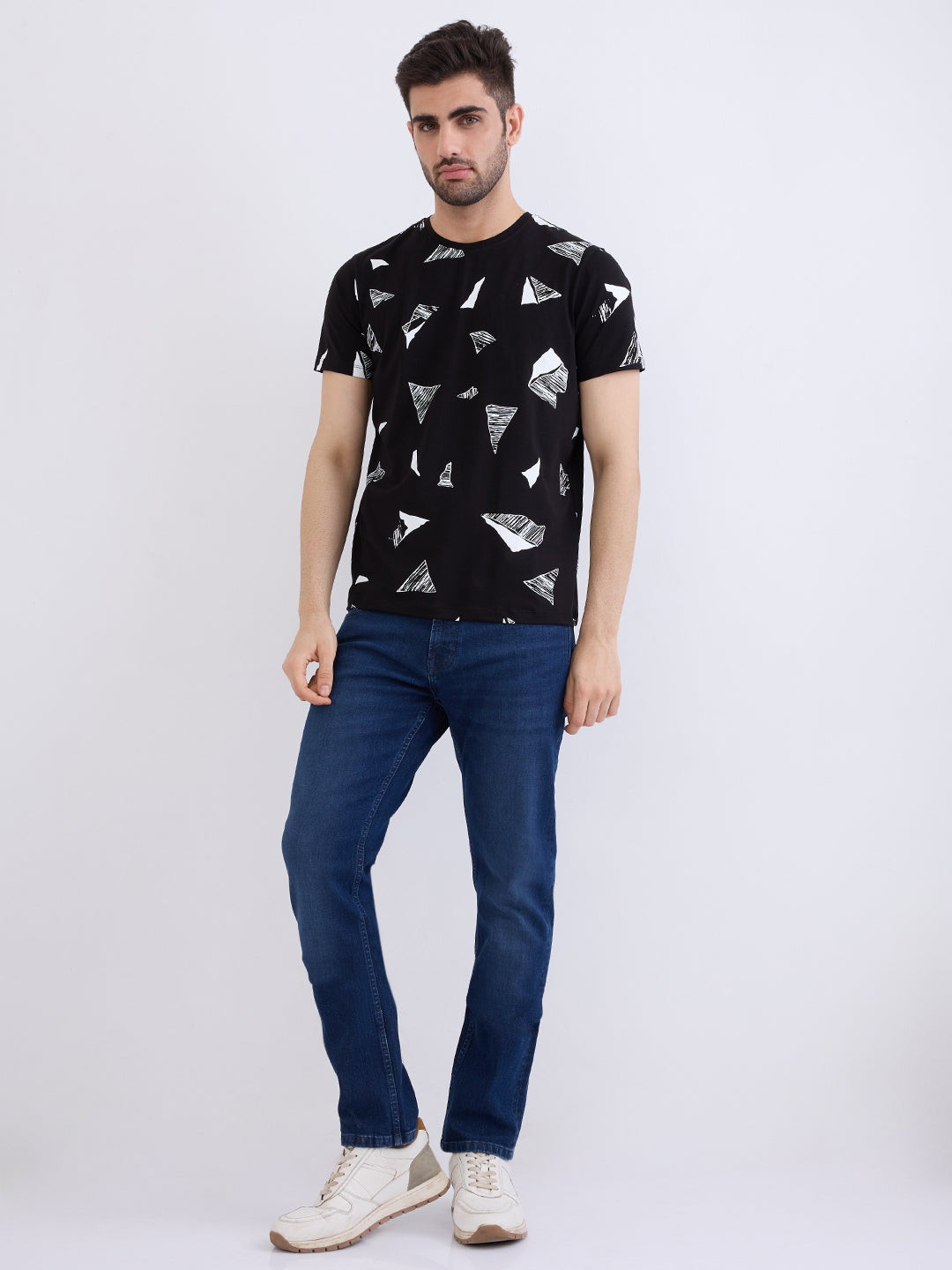 Spykar Black Slim Fit Casual T-Shirt For Men