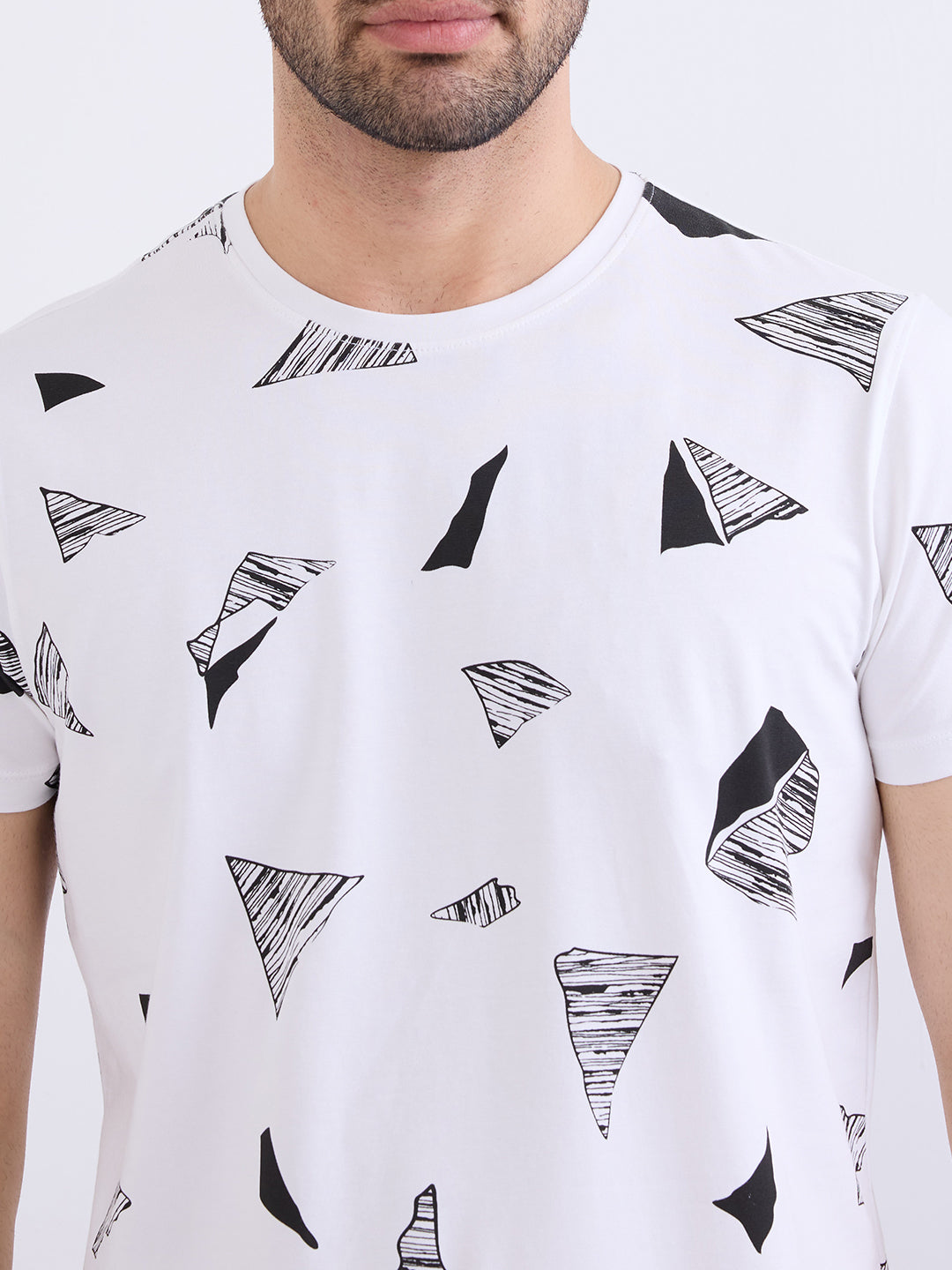 Spykar White Slim Fit Casual T-Shirt For Men
