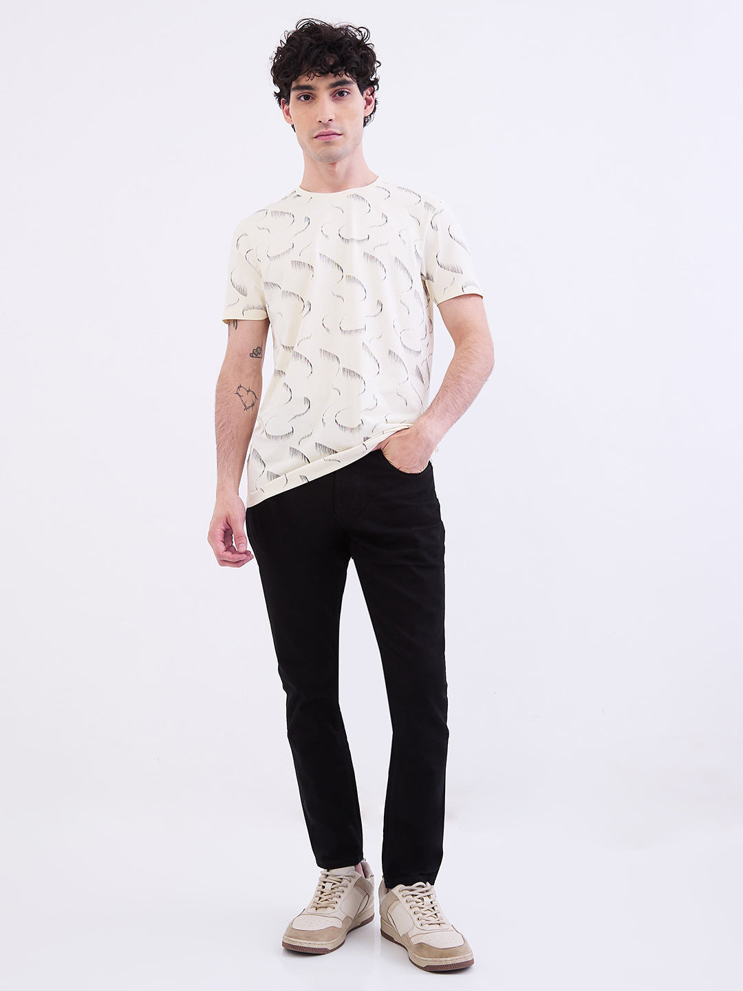 Spykar Off White Slim Fit Casual T-Shirt For Men