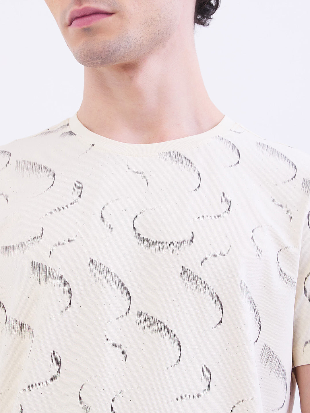 Spykar Off White Slim Fit Casual T-Shirt For Men