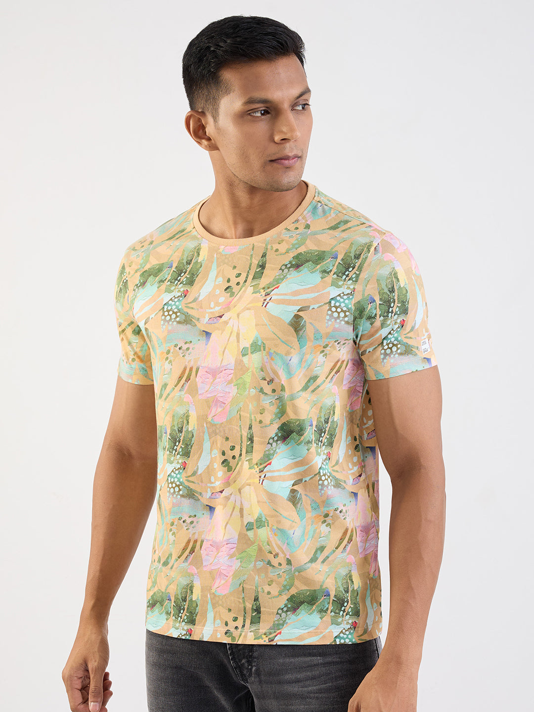 Men T-Shirt Beige Slim Fit