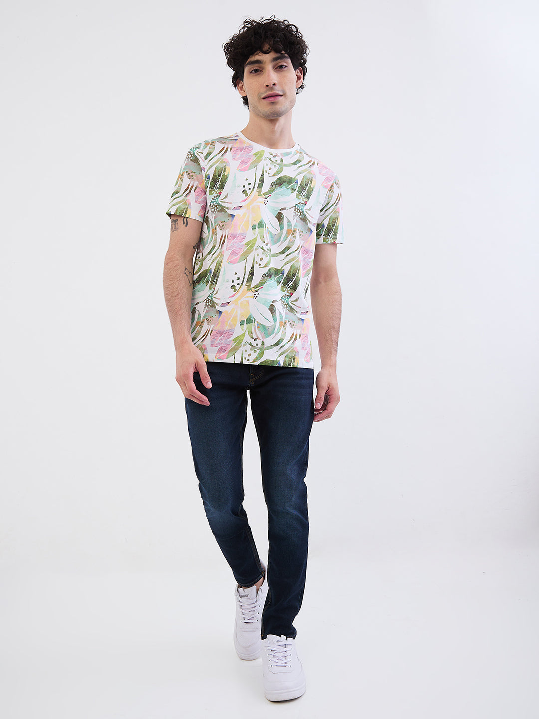 Spykar White Slim Fit Casual T-Shirt For Men
