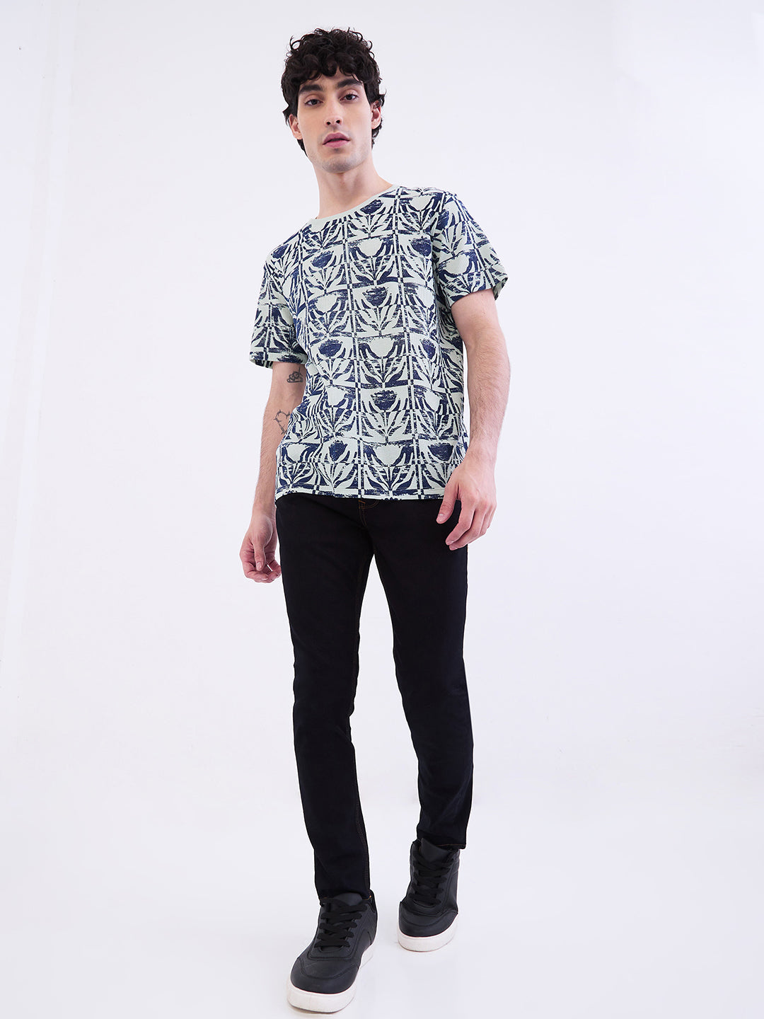 Spykar Granite Green Slim Fit Casual T-Shirt For Men