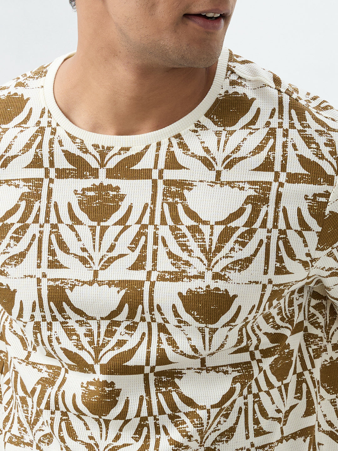 Spykar Off White Slim Fit T-Shirts For Men