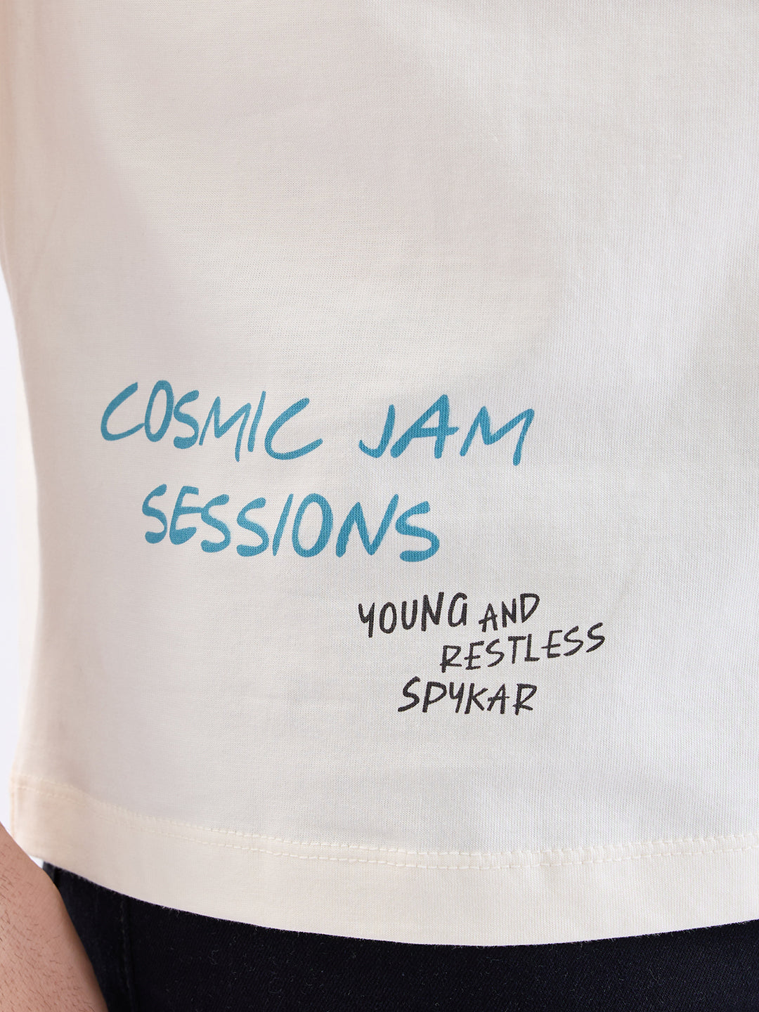 Spykar Off White Comfort Fit Casual T-Shirt For Men