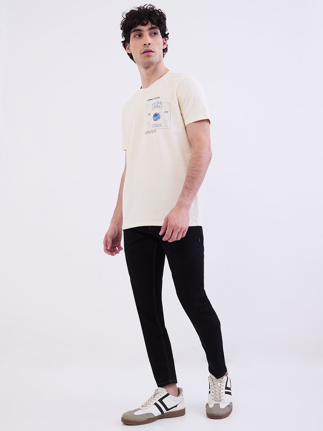 Spykar Off White Slim Fit Casual T-Shirt For Men