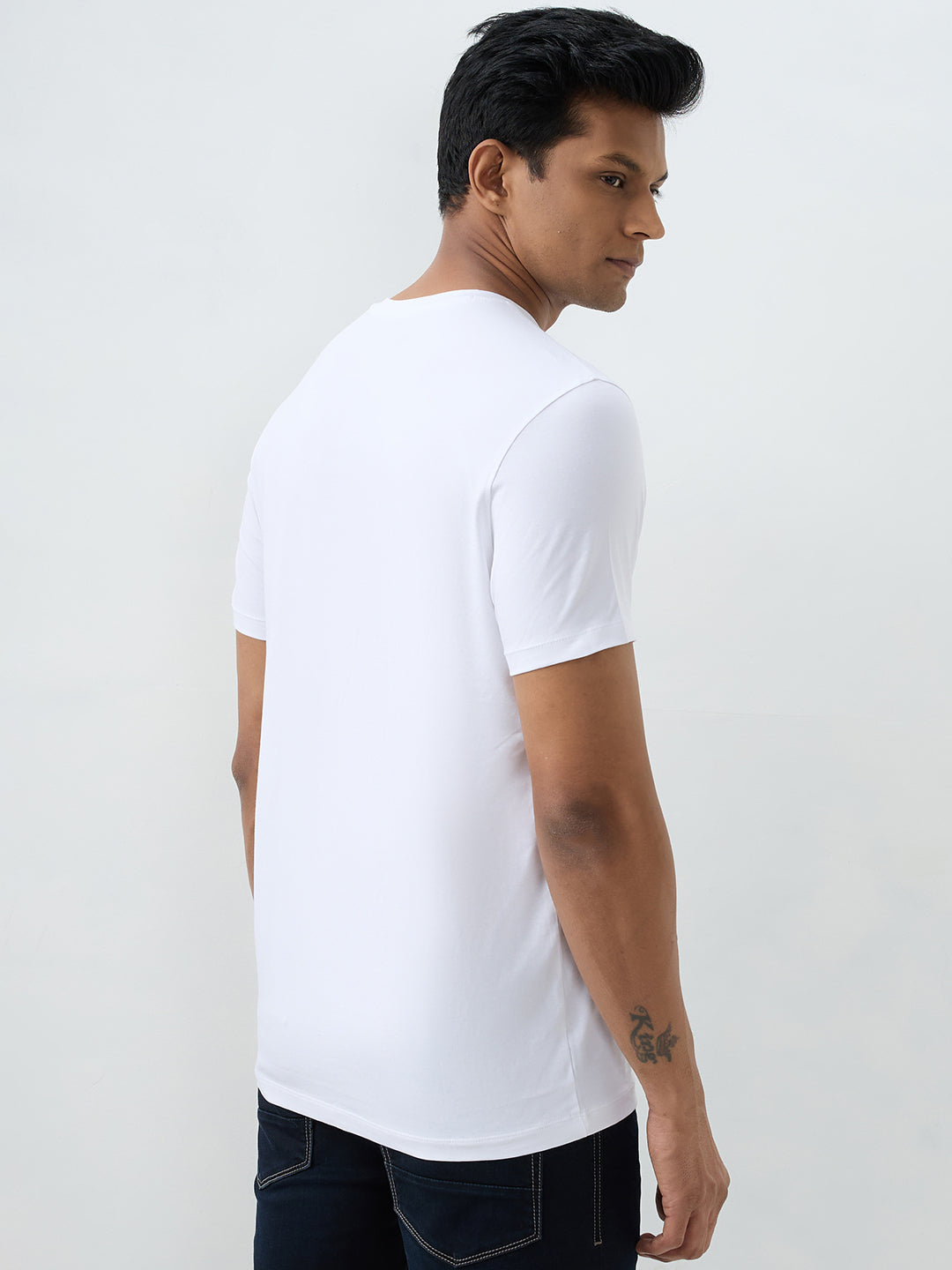 Spykar White Slim Fit T-Shirts For Men