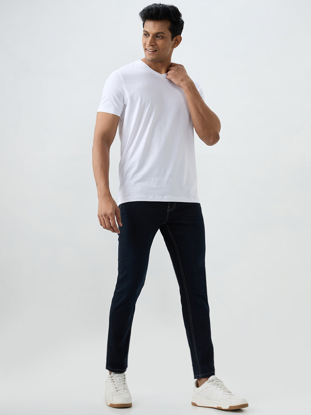 Spykar White Slim Fit T-Shirts For Men
