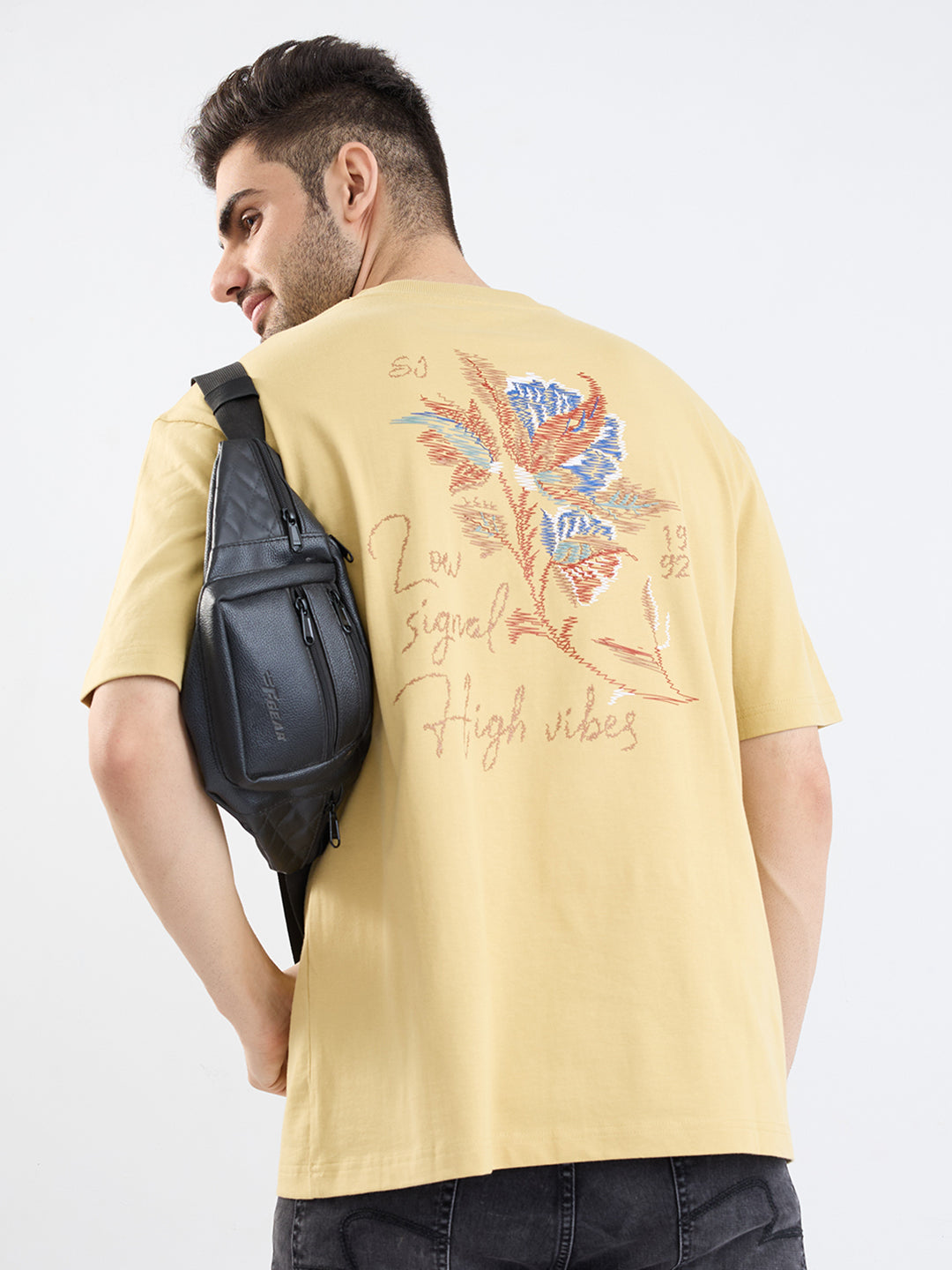 Men T-Shirt Beige Comfort Fit