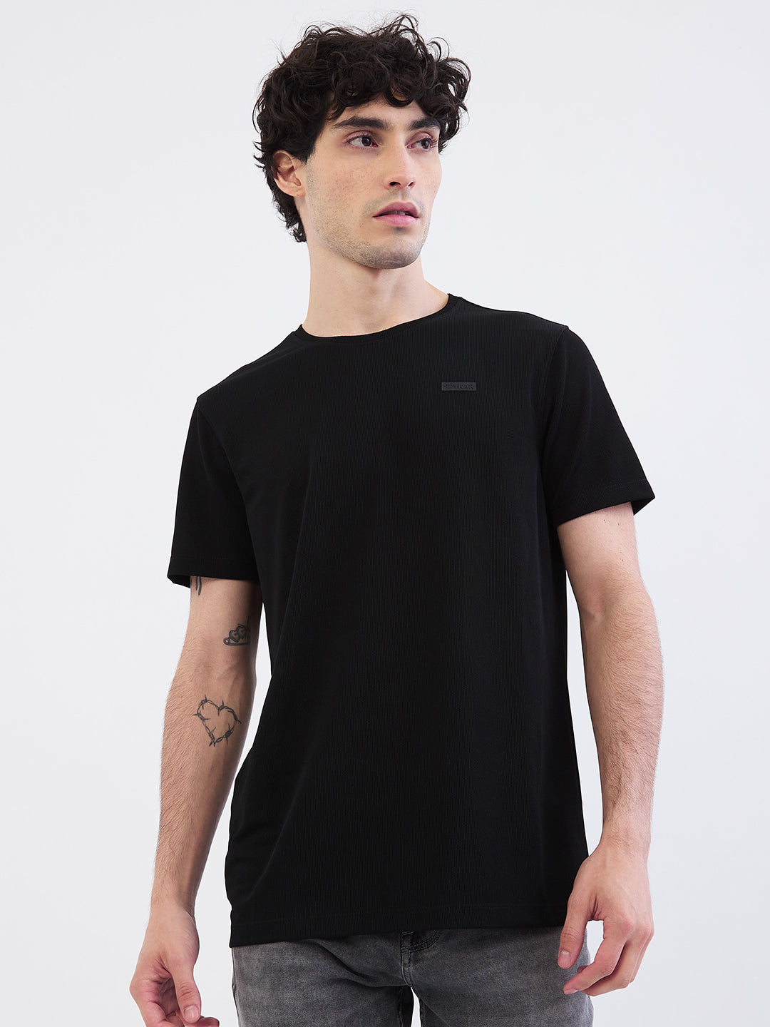 Men T-Shirt Black Slim Fit