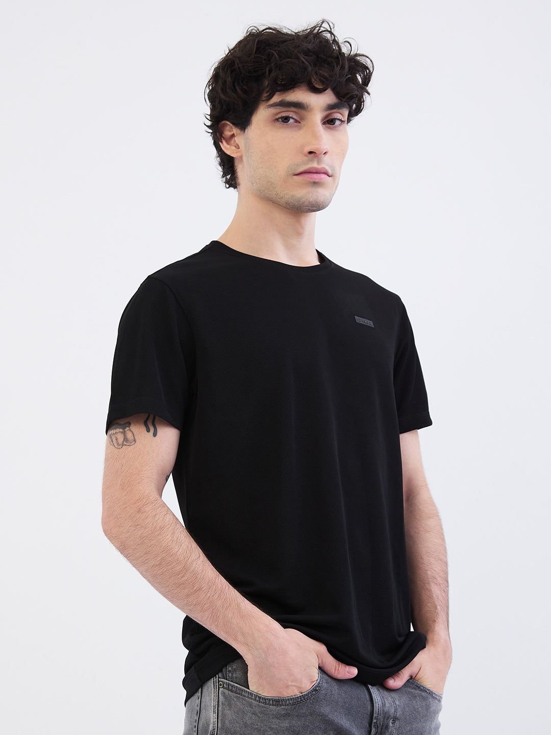 Men T-Shirt Black Slim Fit