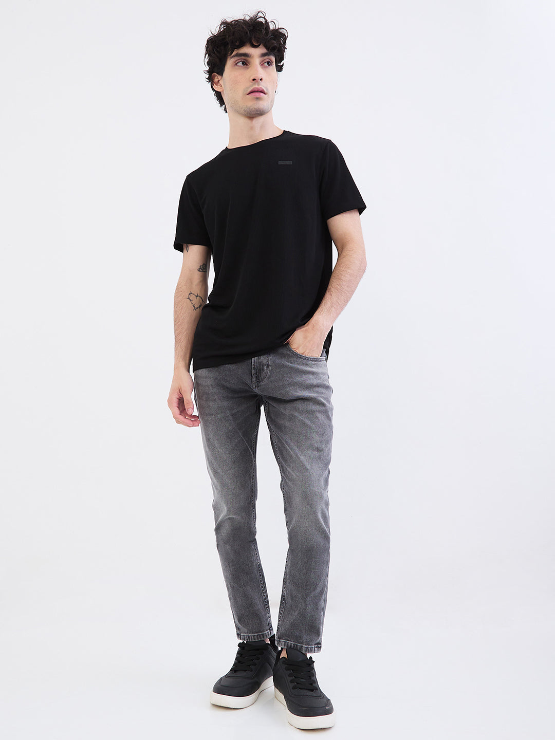 Spykar Black Slim Fit Casual T-Shirt For Men