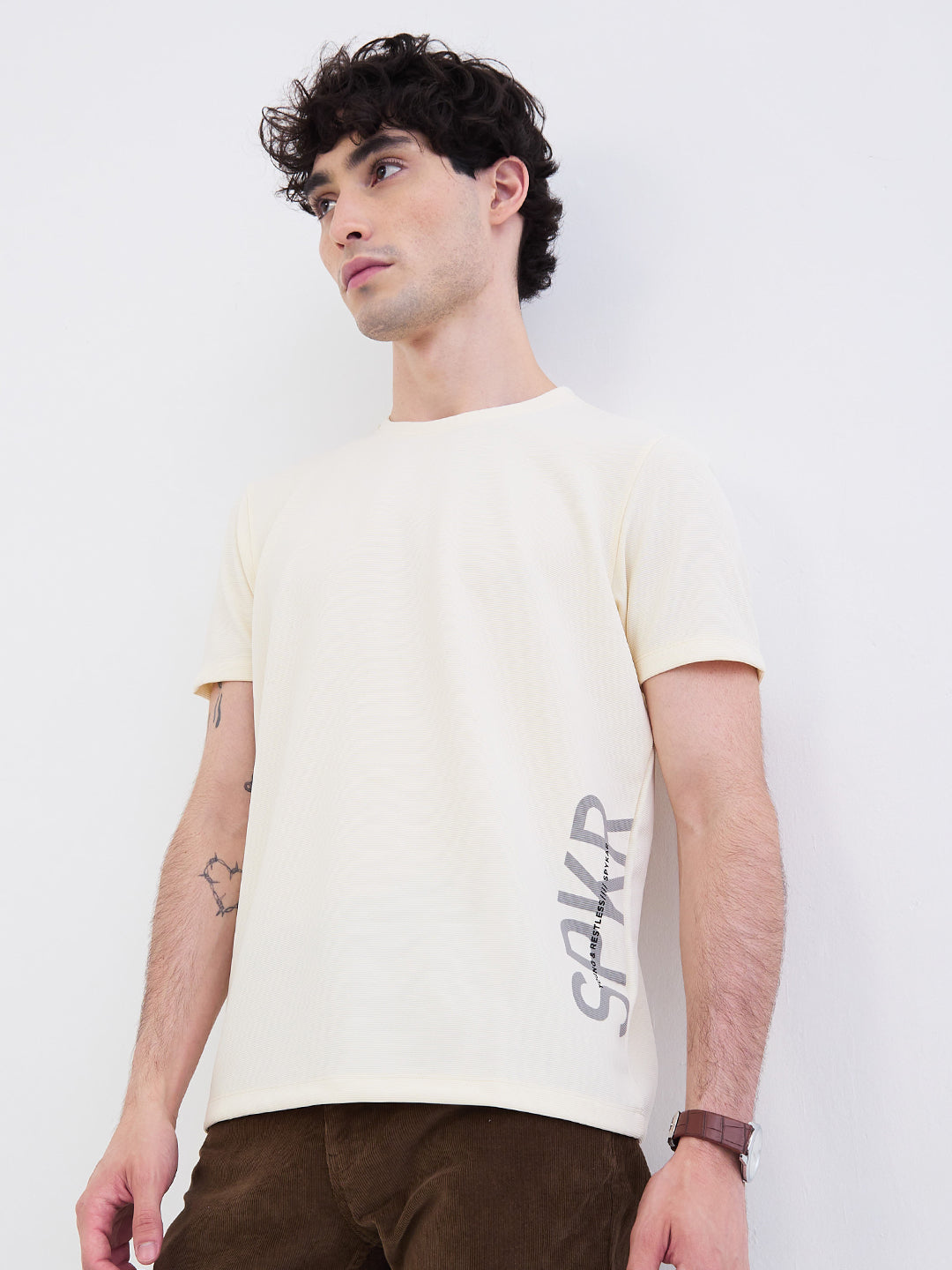 Spykar Off White Slim Fit Casual T-Shirt For Men