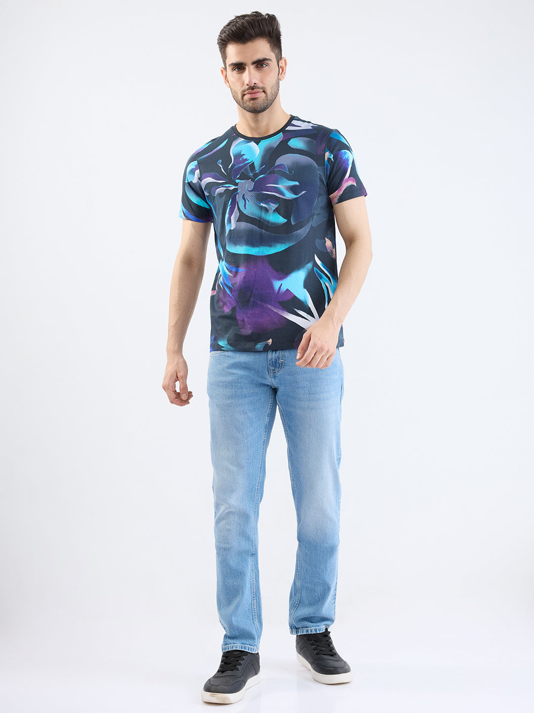Spykar Black Slim Fit Casual T-Shirt For Men