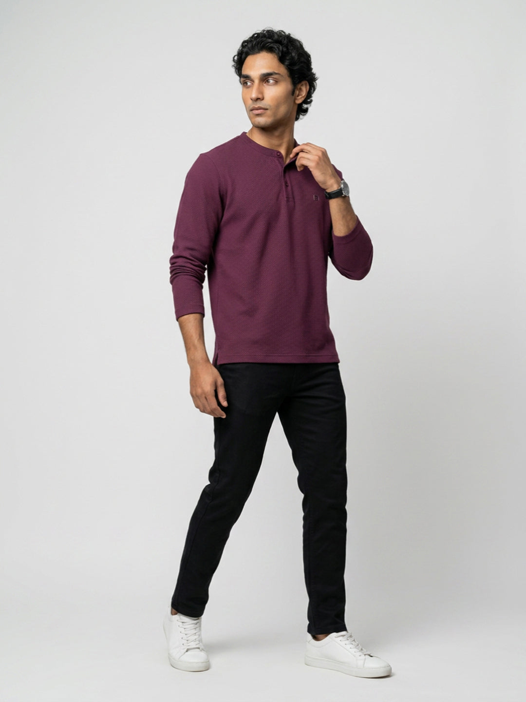 Men T-Shirt Textured Maroon Regular Fit