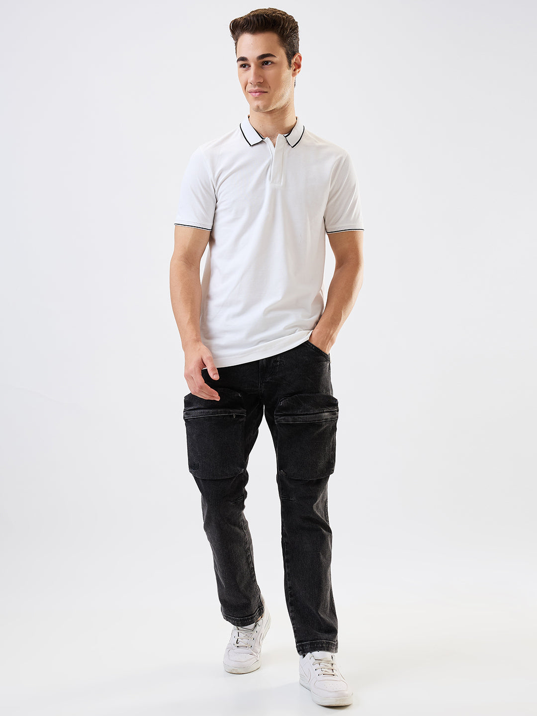 Spykar White Slim Fit Solid Half Sleeve T-Shirt For Men