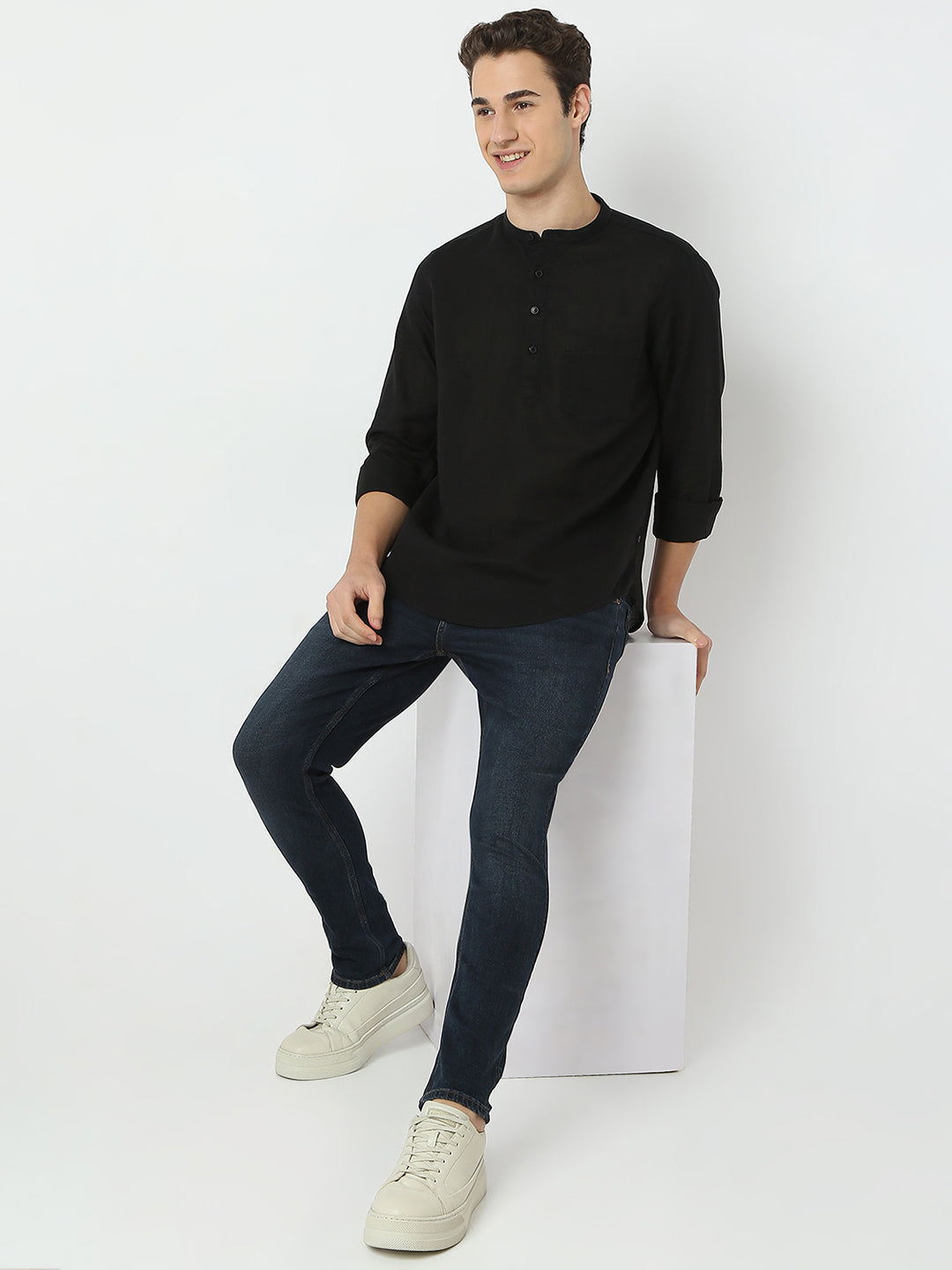 Men Black Linen Solid Kurta