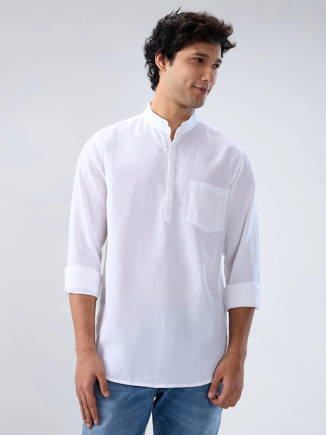 Men White Solid Regular Fit Shirts