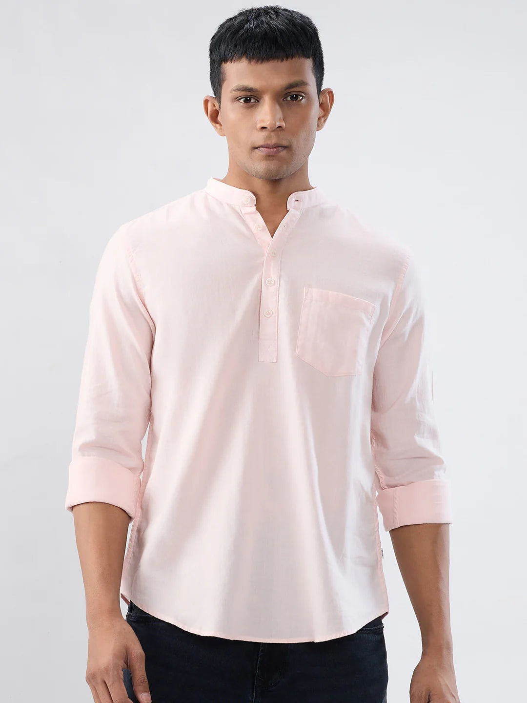 Men Pink Solid Regular Fit Shirts