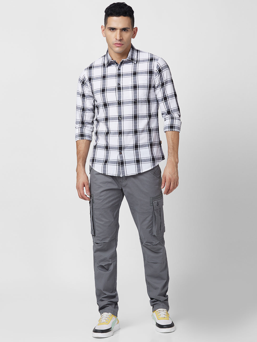 Spykar Slim Fit Windowpane Checks Opaque Cotton Casual Shirt