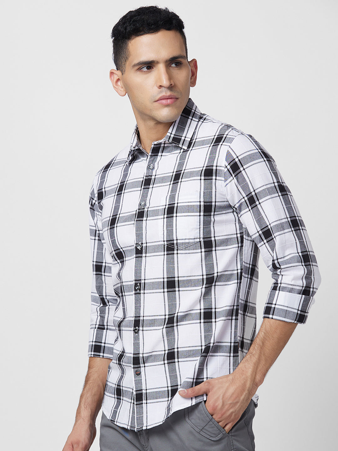 Spykar Slim Fit Windowpane Checks Opaque Cotton Casual Shirt