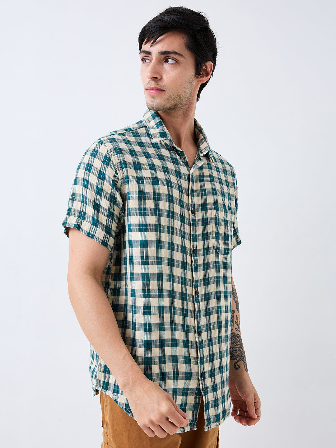 Spykar Green Slim Fit Checkered Half Sleeve Shirt For Men