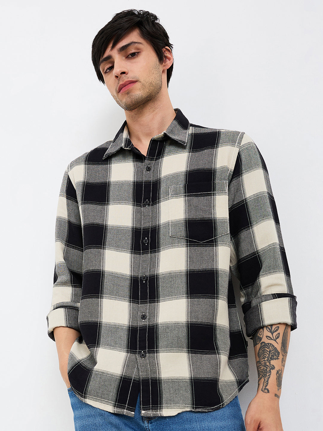 Spykar Black Slim Fit Checkered Full Sleeve Shirt For Men