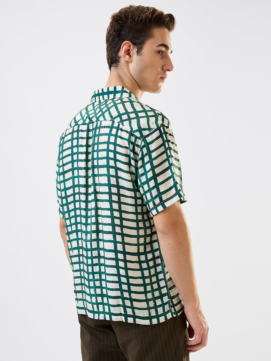 Spykar Green Relaxed Fit Checkered Half Sleeve Shirt For Men