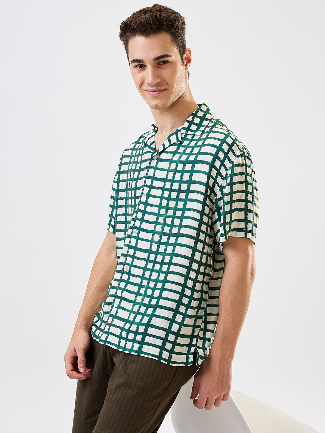 Spykar Green Relaxed Fit Checkered Half Sleeve Shirt For Men