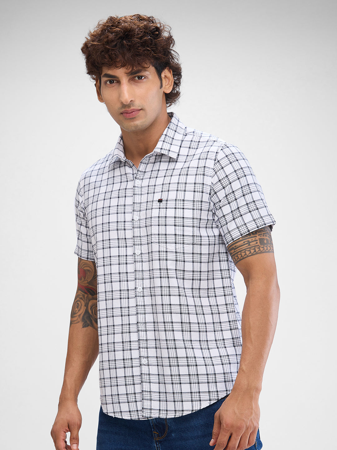 Spykar White Cotton Half Sleeve Raised Collar Shirt For Men