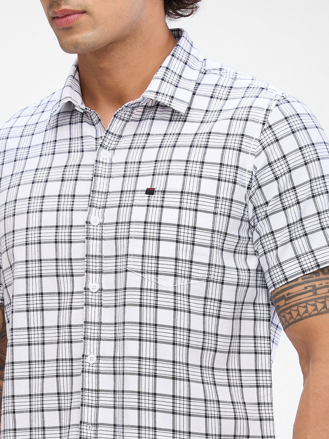 Spykar White Cotton Half Sleeve Raised Collar Shirt For Men