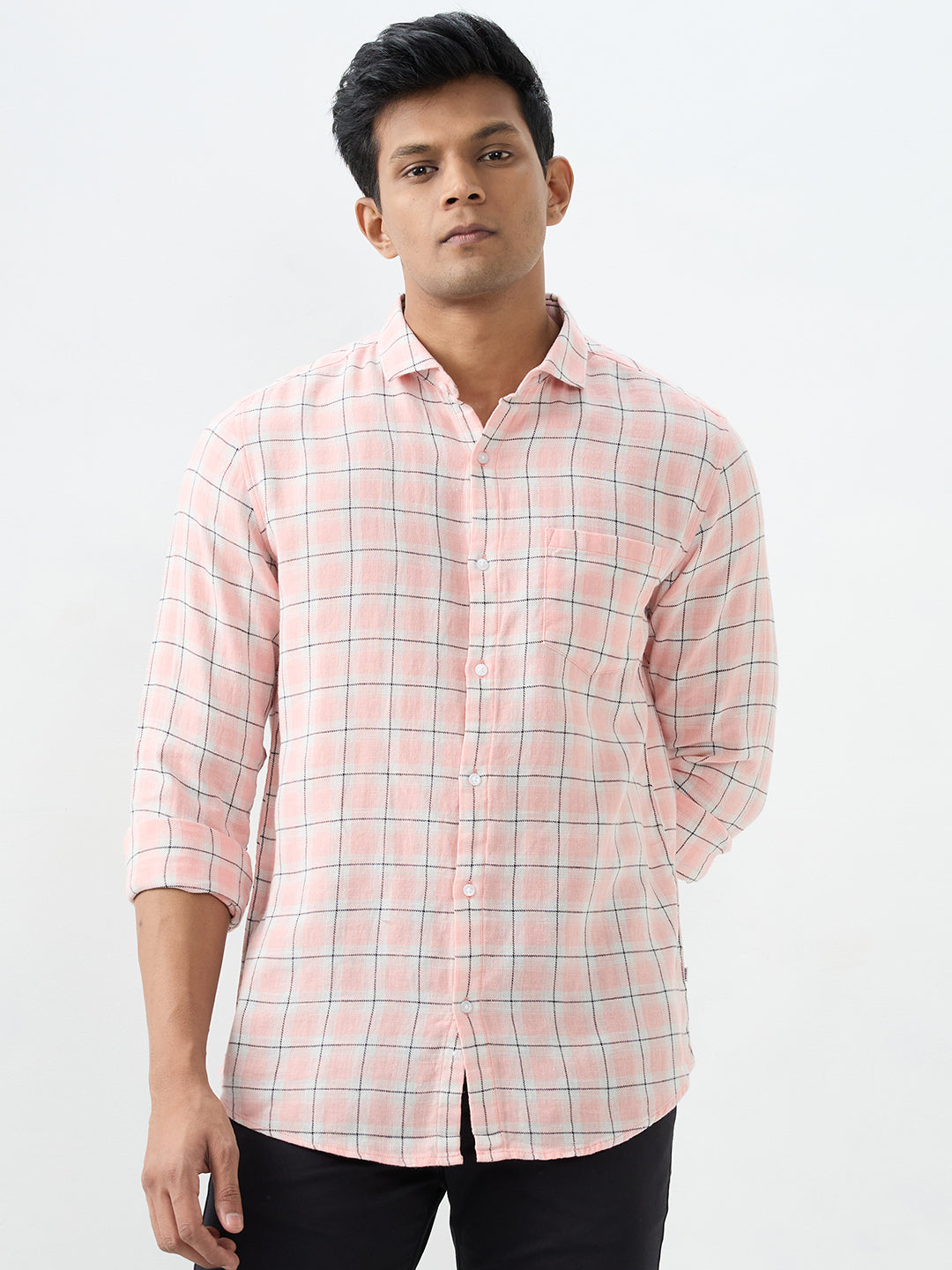 Spykar Peach Pink Slim Fit Shirts For Men