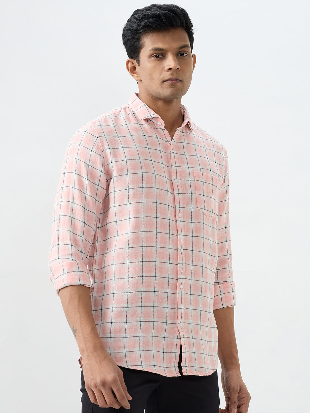Spykar Peach Pink Slim Fit Shirts For Men