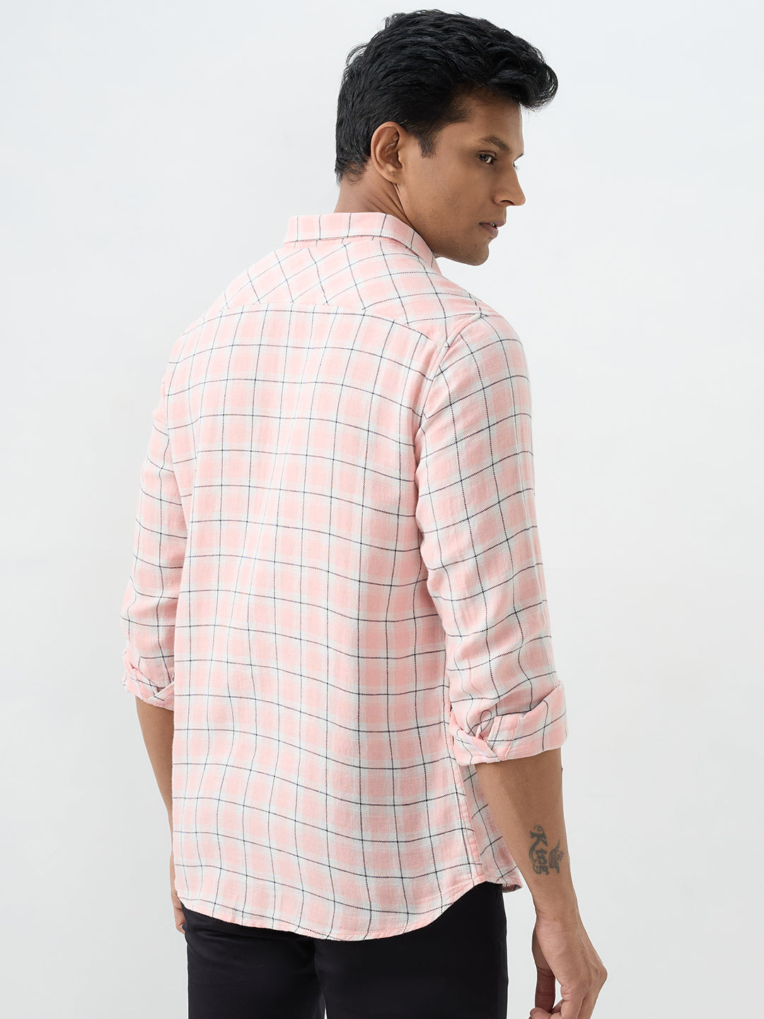 Spykar Peach Pink Slim Fit Shirts For Men