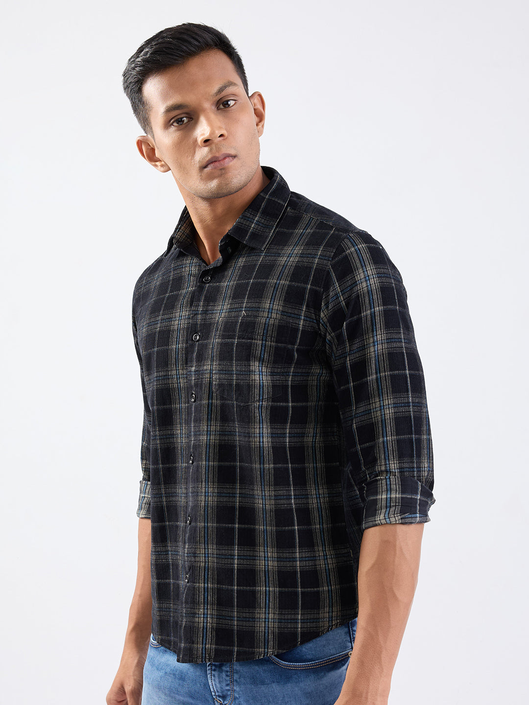 Spykar Jet Black Slim Fit Casual Shirts For Men
