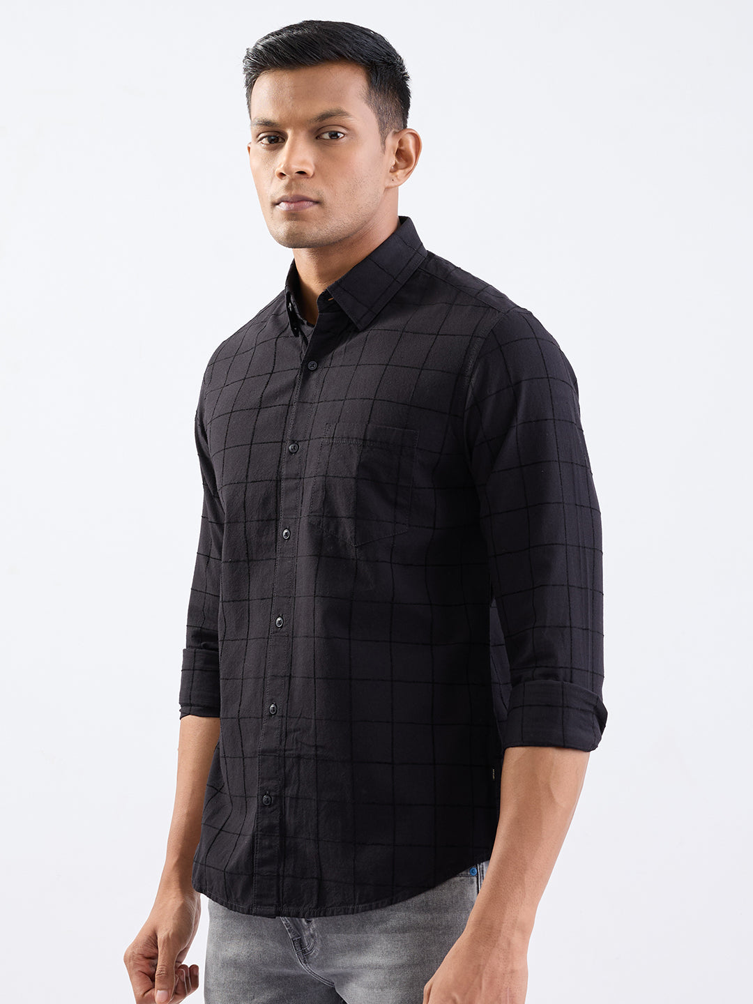 Spykar Jet Black Slim Fit Casual Shirts For Men